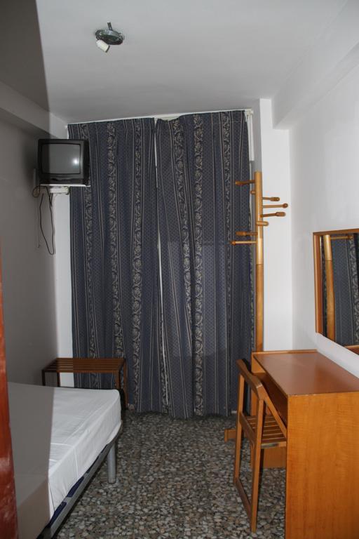 Hostal Mengual Gandía Dış mekan fotoğraf