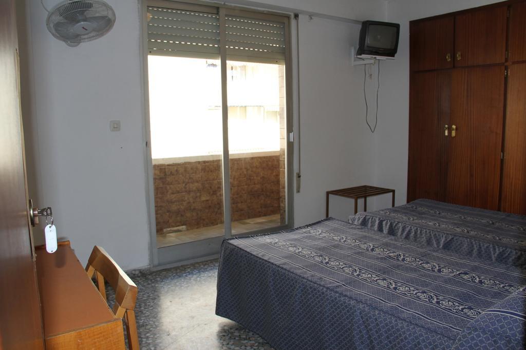 Hostal Mengual Gandía Dış mekan fotoğraf