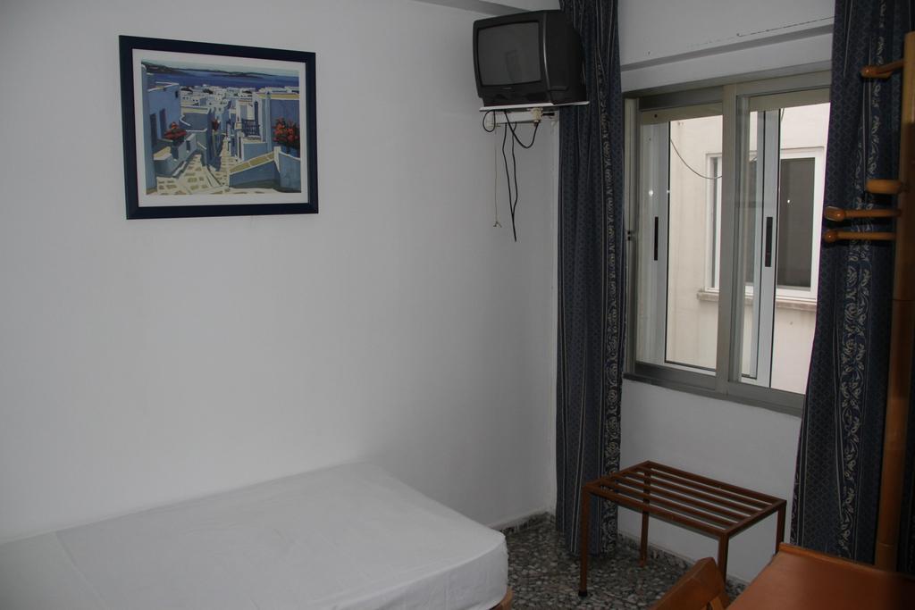 Hostal Mengual Gandía Oda fotoğraf